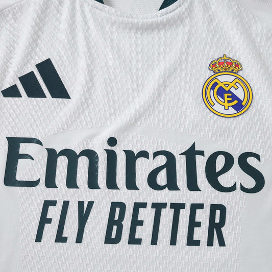 Camisa Real Madrid Home 2026/27 Manga Longa - Jogador Masculino