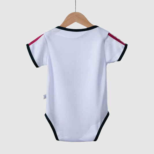 Kit Bebê Real Madrid Home 2026/27