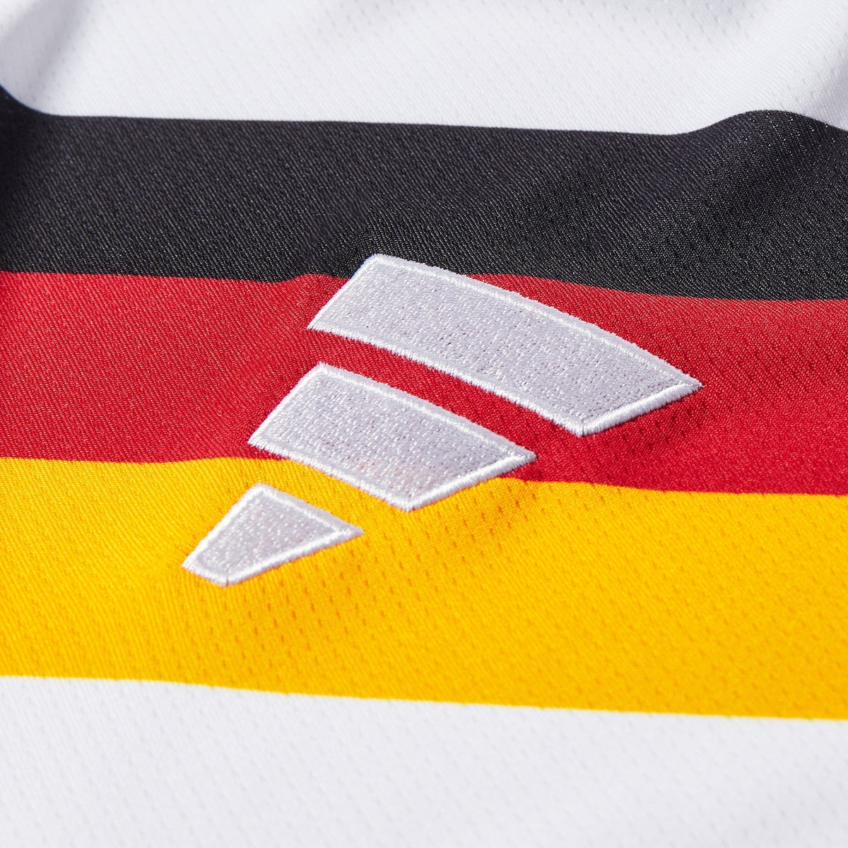 Camisa Alemanha Home 2026/27 - Torcedor Masculino