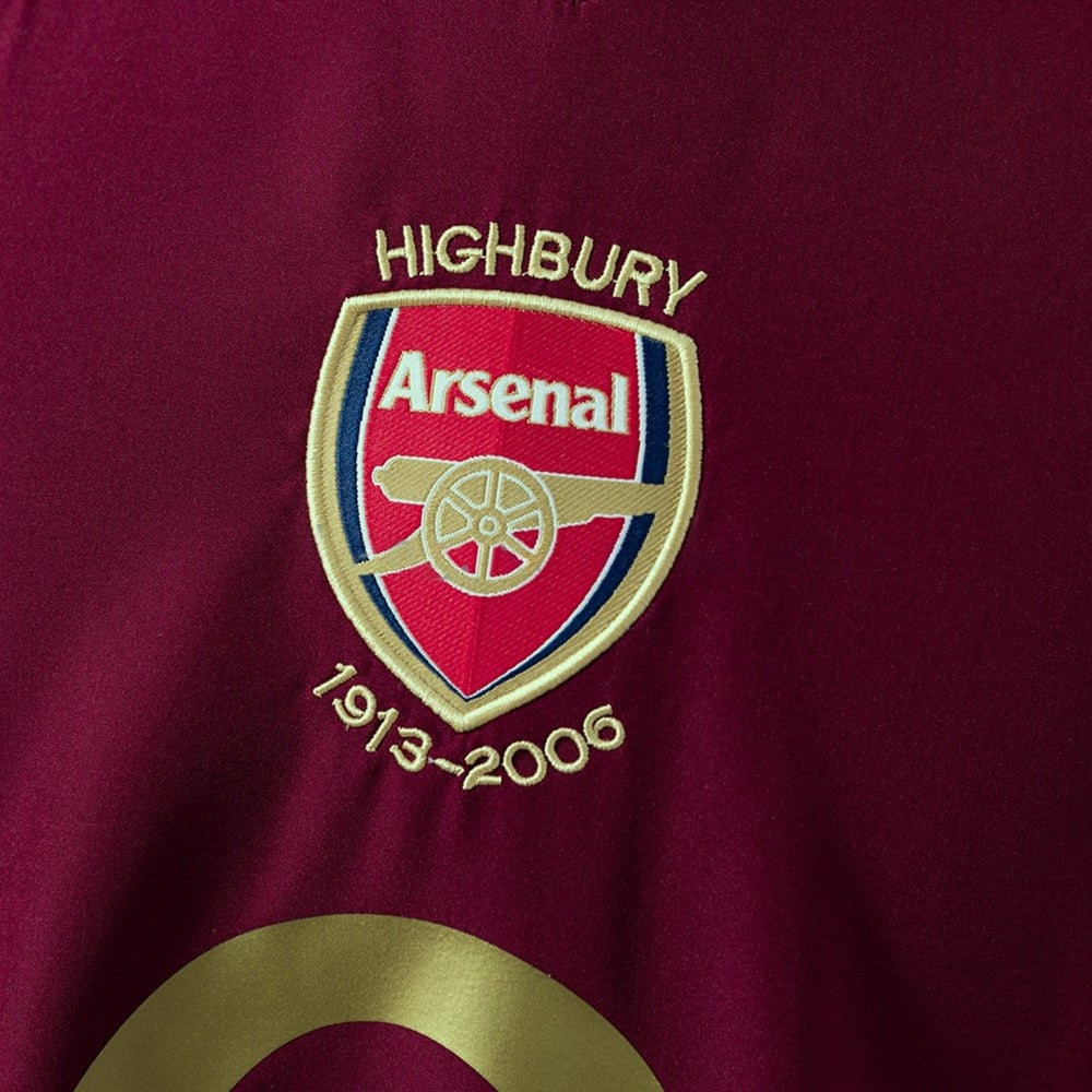 Camisa Arsenal Home Retrô 2005/06 - Torcedor Masculino