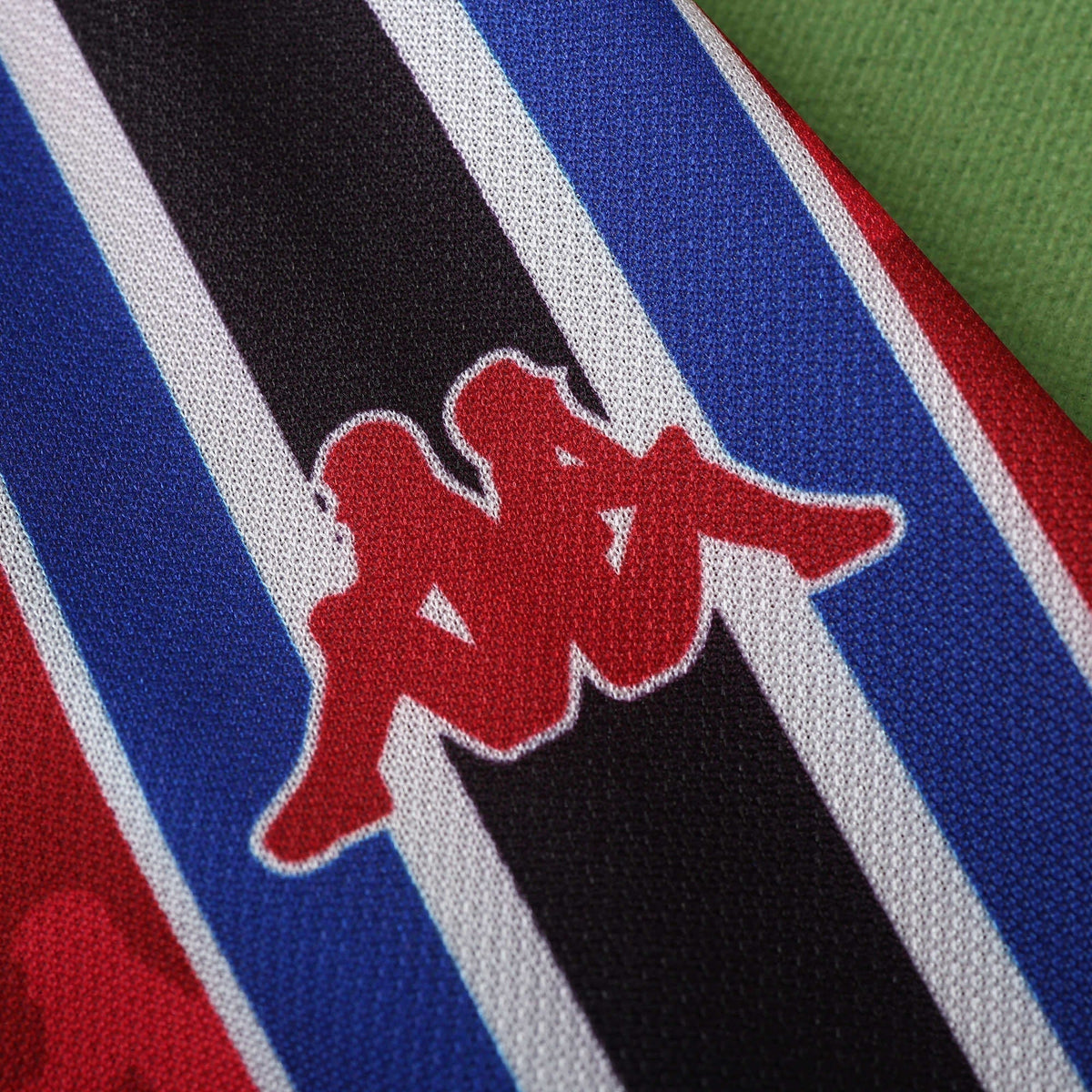 Camisa Barcelona Home Retrô 1996/97 - Torcedor Masculino
