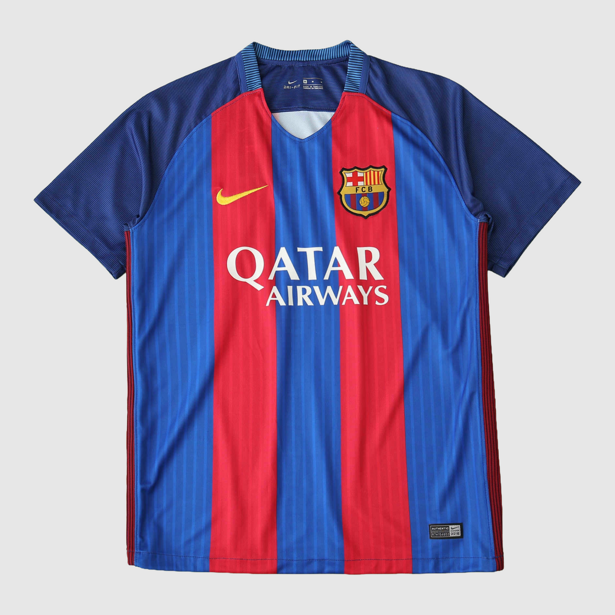 Camisa Barcelona Home Retrô 2016/17 - Torcedor Masculino