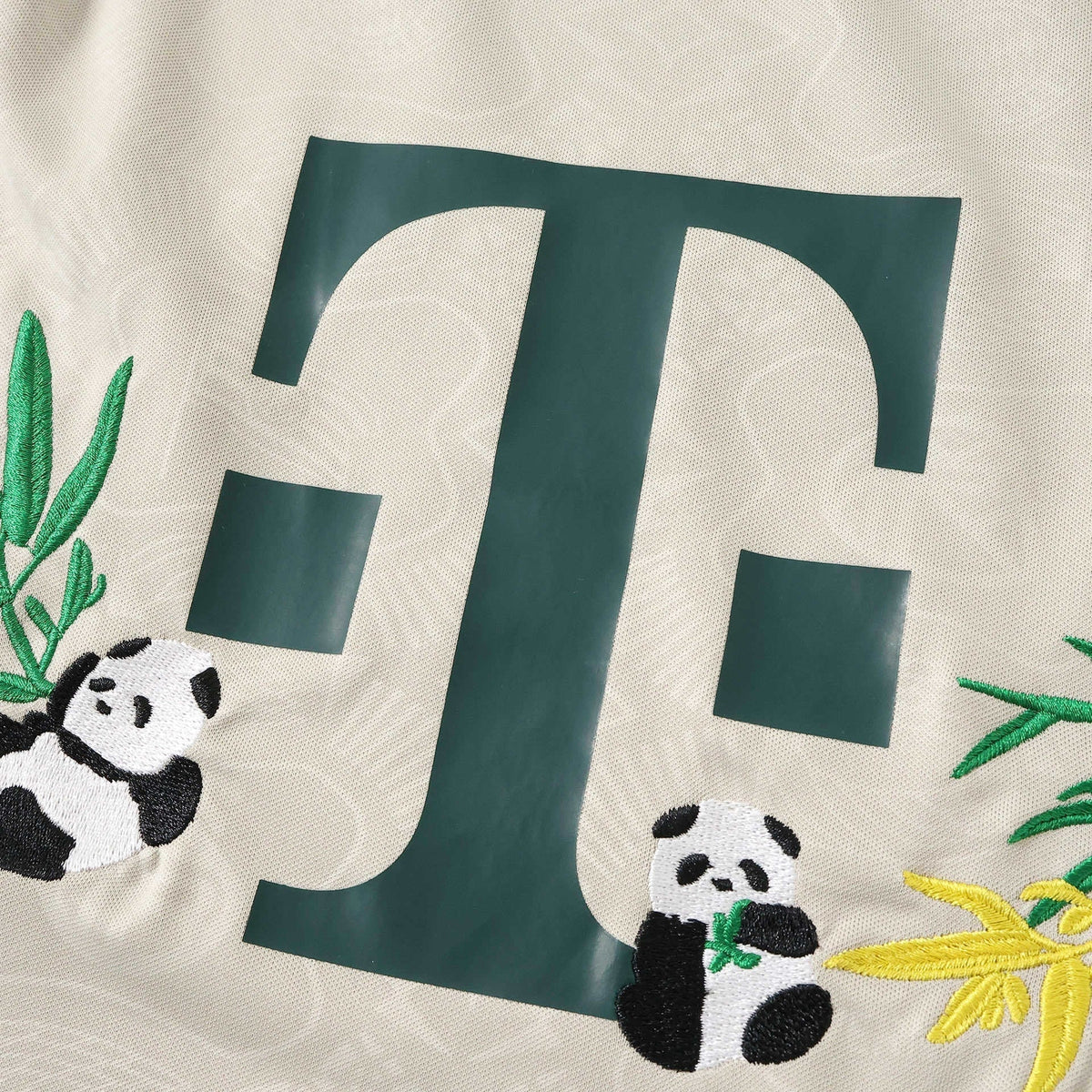 Camisa Bayern de Munique Bordada Oktoberfest 2025/26 - Torcedor Masculino