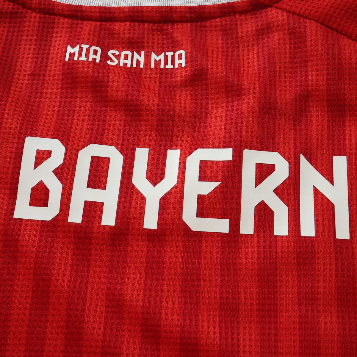 Camisa Bayern de Munique Home 2026/27 - Torcedor Feminina