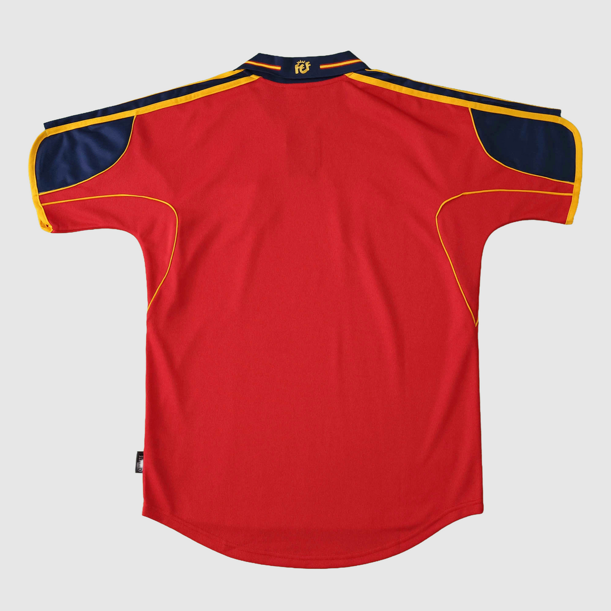 Camisa Espanha Home Retrô 2000 - Torcedor Masculino
