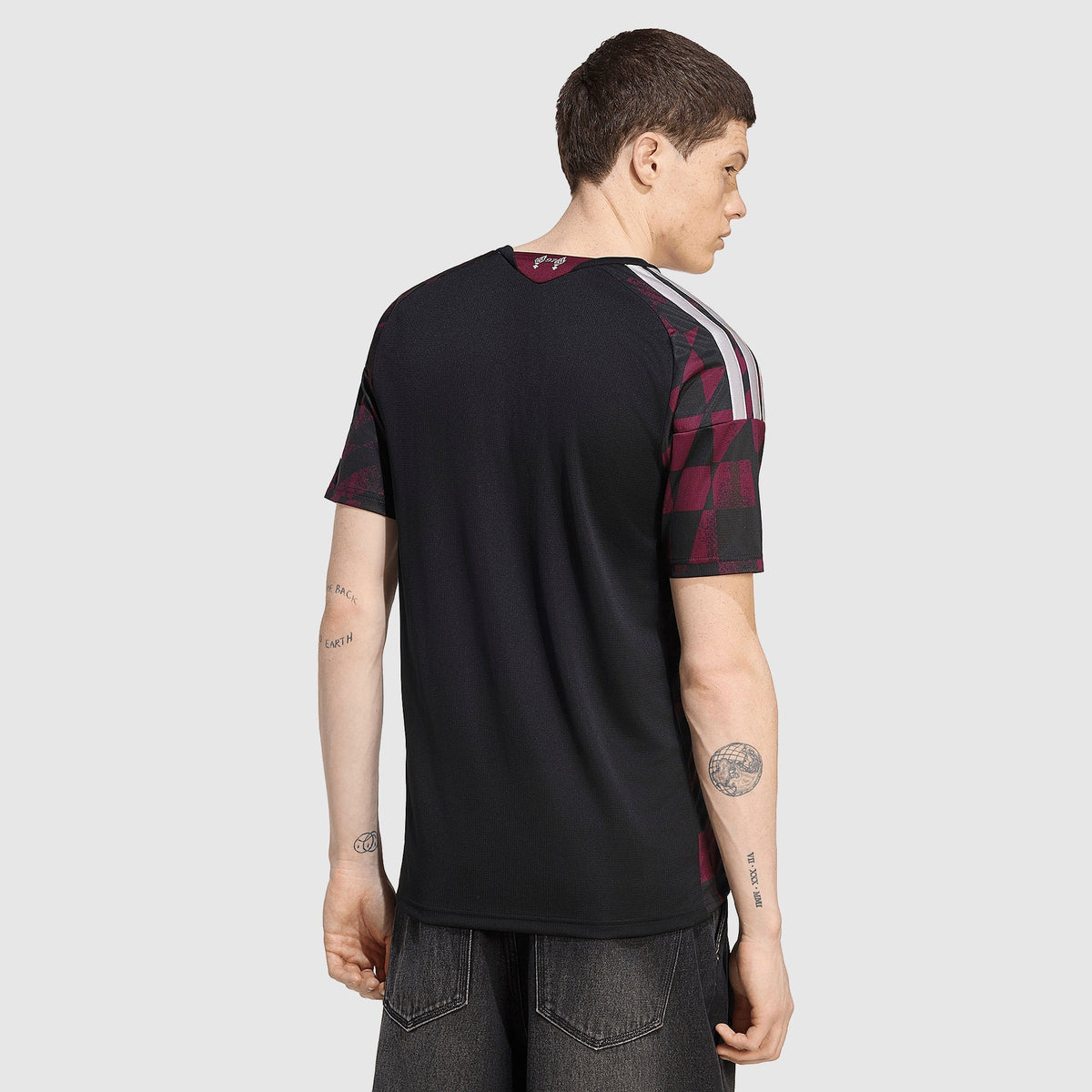 Camisa Liverpool Third 2026/27 - Torcedor Masculino