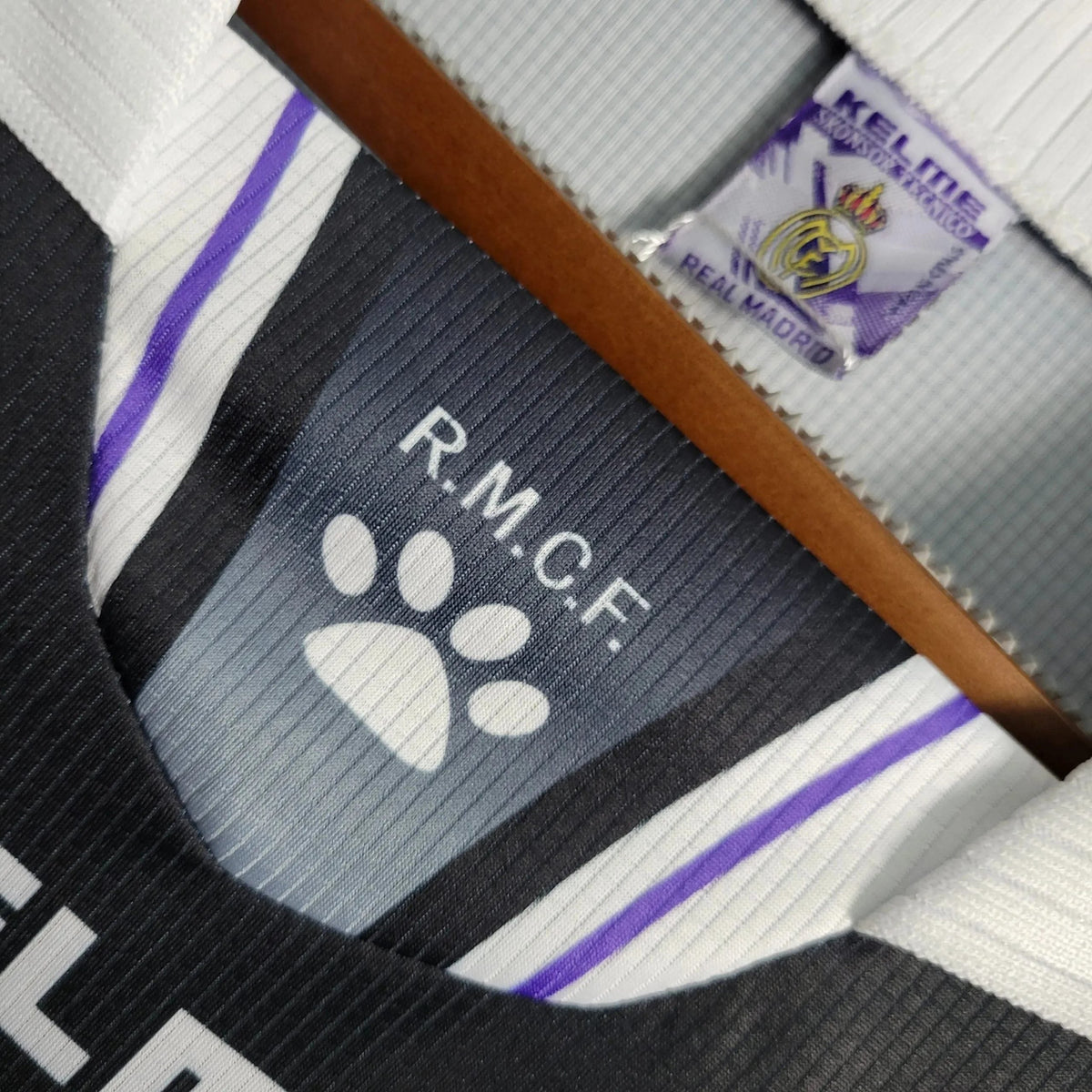 Camisa Real Madrid Away Retrô 1997/98 - Torcedor Masculino