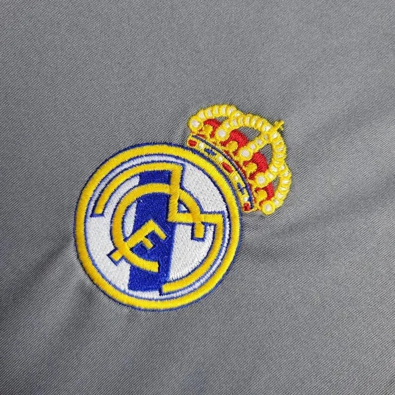 Camisa Real Madrid Away Retrô 2005/06 II - Torcedor Masculino