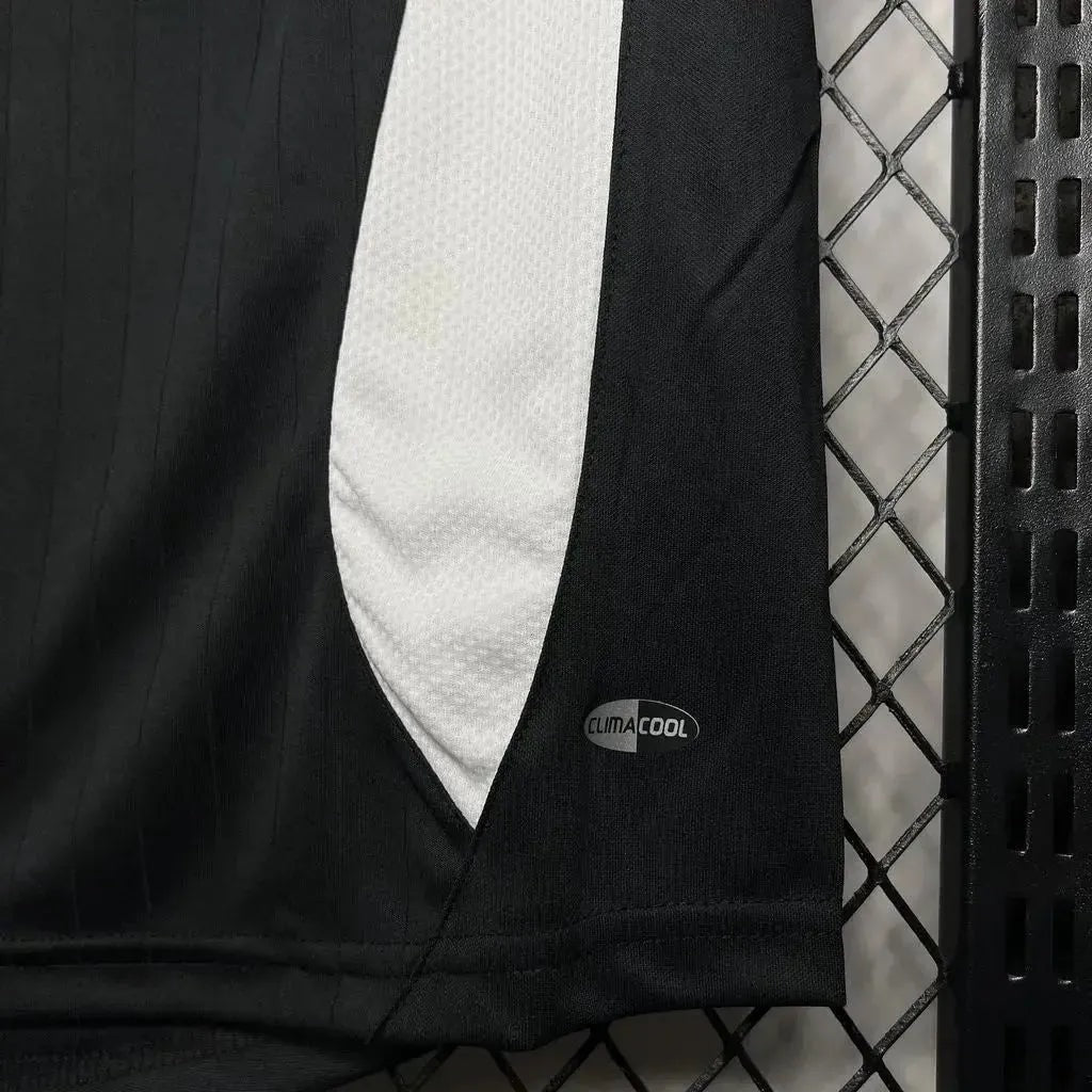 Camisa Real Madrid Away Retrô 2006/07 - Torcedor Masculino