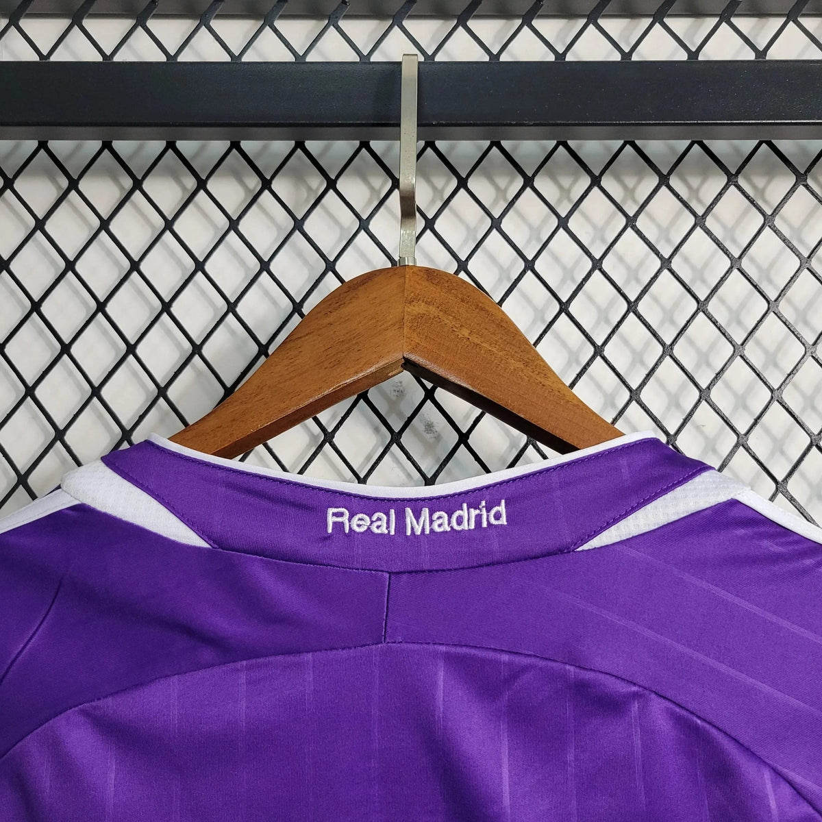 Camisa Real Madrid Away Retrô 2006 - Torcedor Masculino