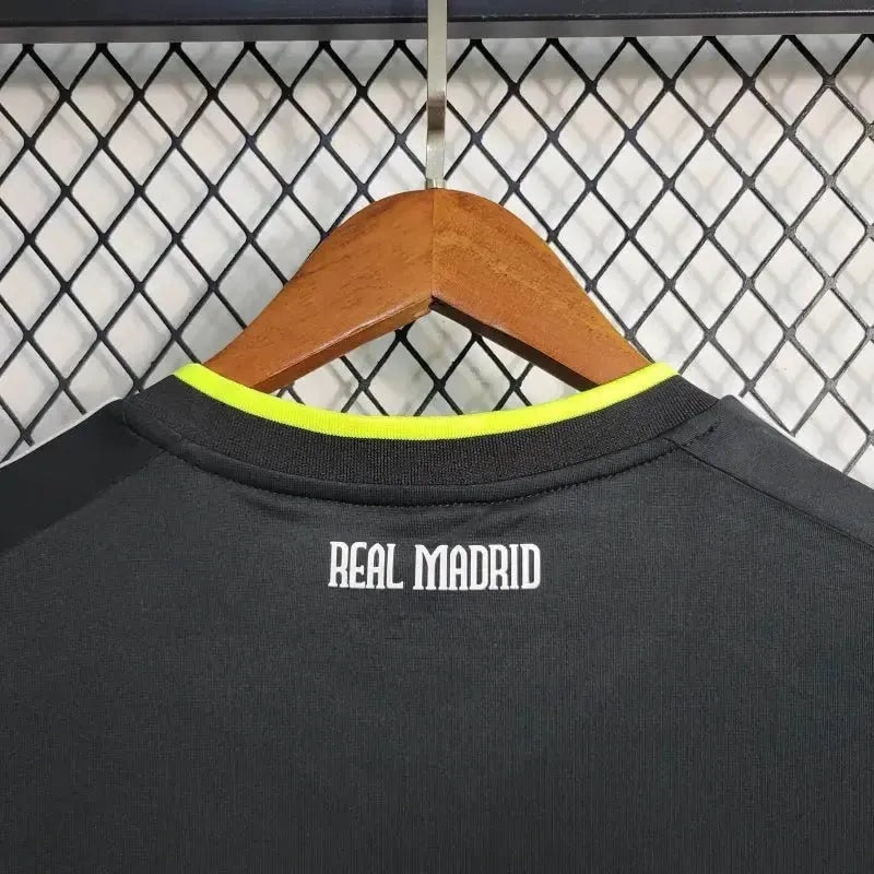 Camisa Real Madrid Away Retrô 2010/11 Manga Longa - Torcedor Masculino
