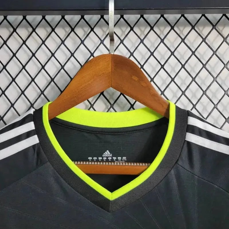 Camisa Real Madrid Away Retrô 2010/11 Manga Longa - Torcedor Masculino