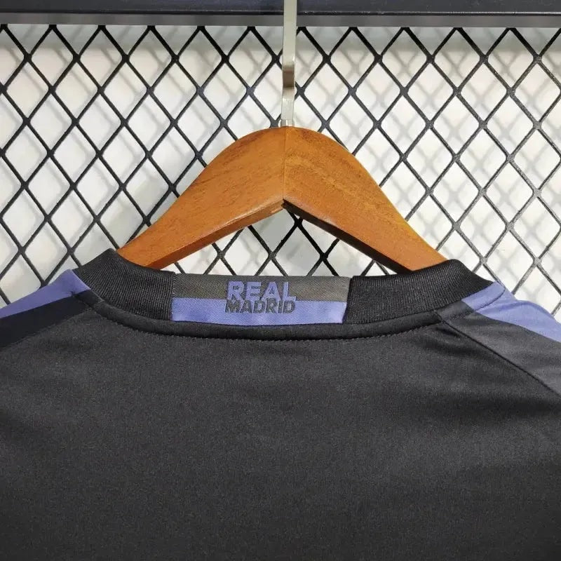 Camisa Real Madrid Away Retrô 2016/17 Manga Longa - Torcedor Masculino