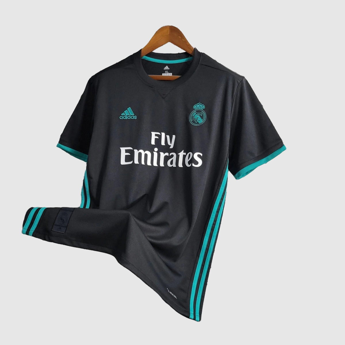 Camisa Real Madrid Away Retrô 2017/18 - Torcedor Masculino