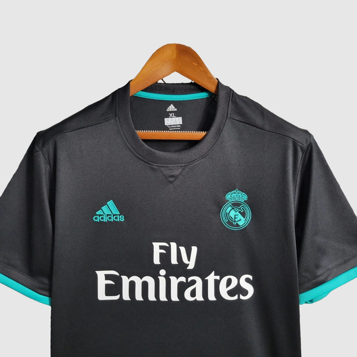 Camisa Real Madrid Away Retrô 2017/18 - Torcedor Masculino