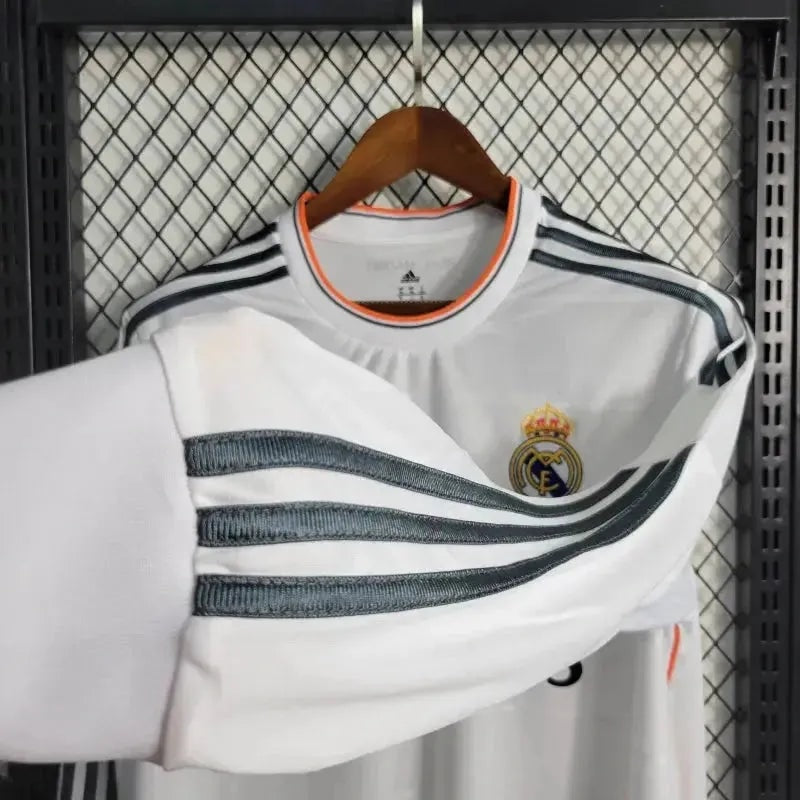 Camisa Real Madrid Home Retrô 2013/14 Manga Longa - Torcedor Masculino