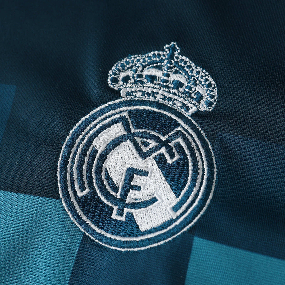 Camisa Real Madrid Retrô 2017/18 - Torcedor Masculino