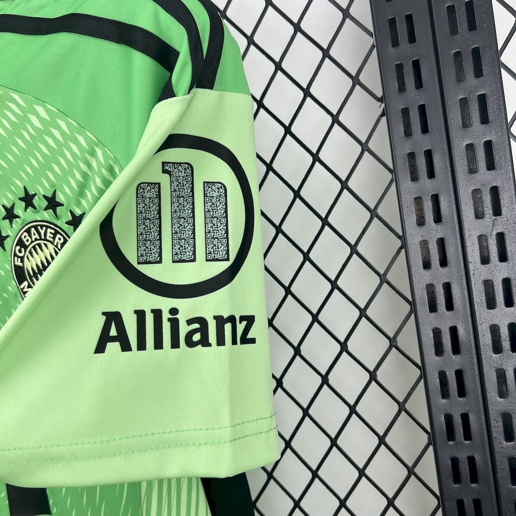 Conjunto Infantil Bayern de Munique Goleiro 2025/26