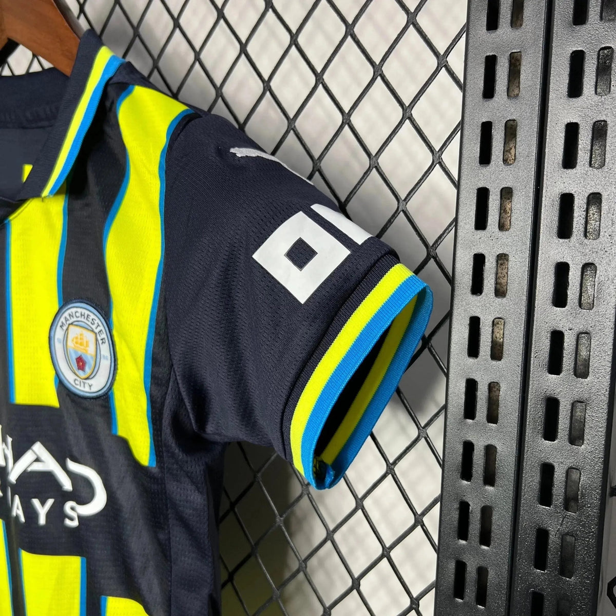 Conjunto Infantil Manchester City Away 2024/25