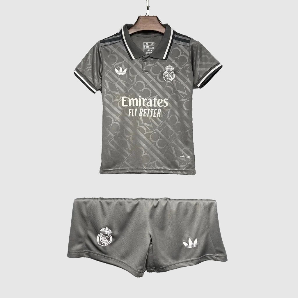 Conjunto Infantil Real Madrid Third 2024/25